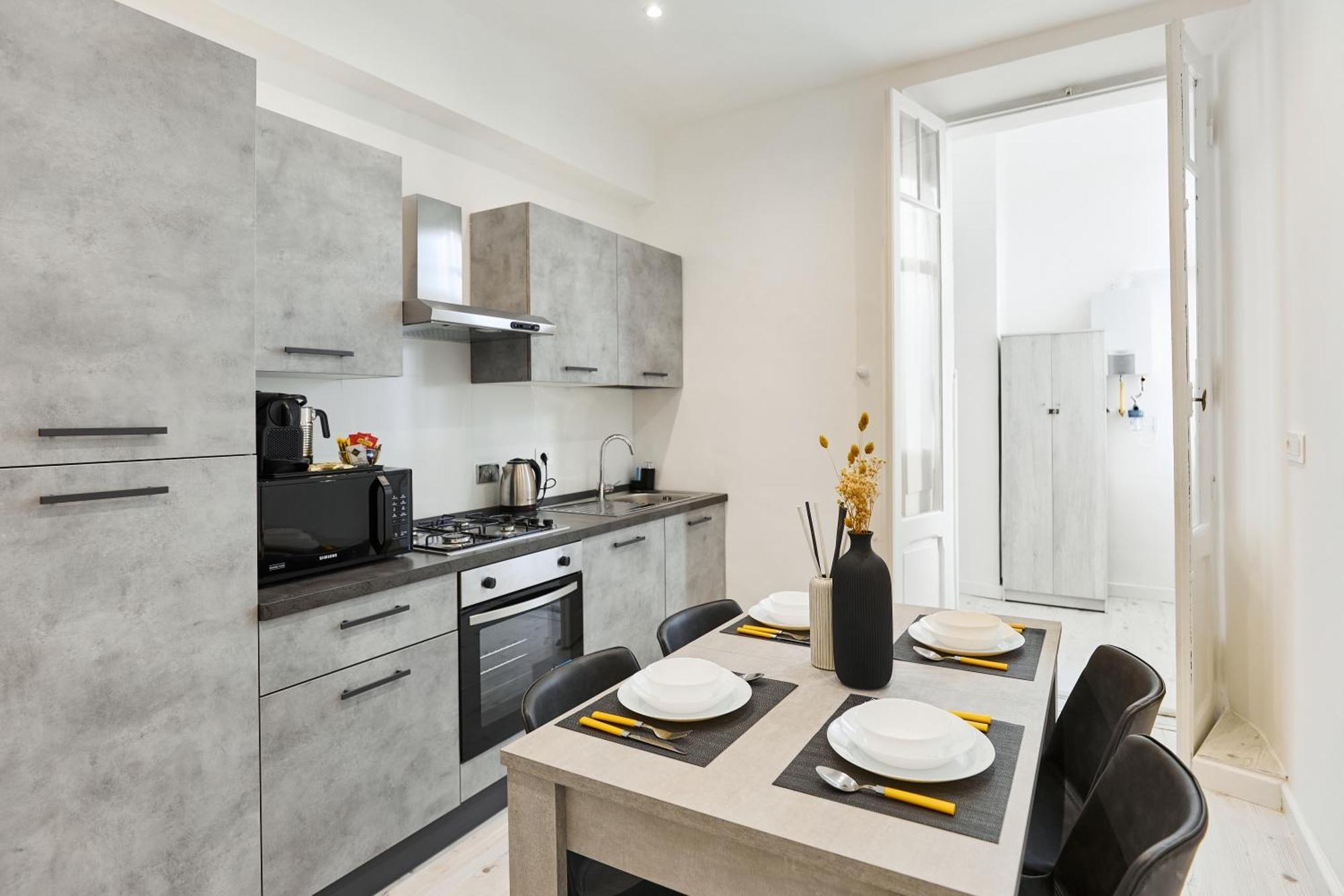 Labi Home Colossevm Roma Esterno foto